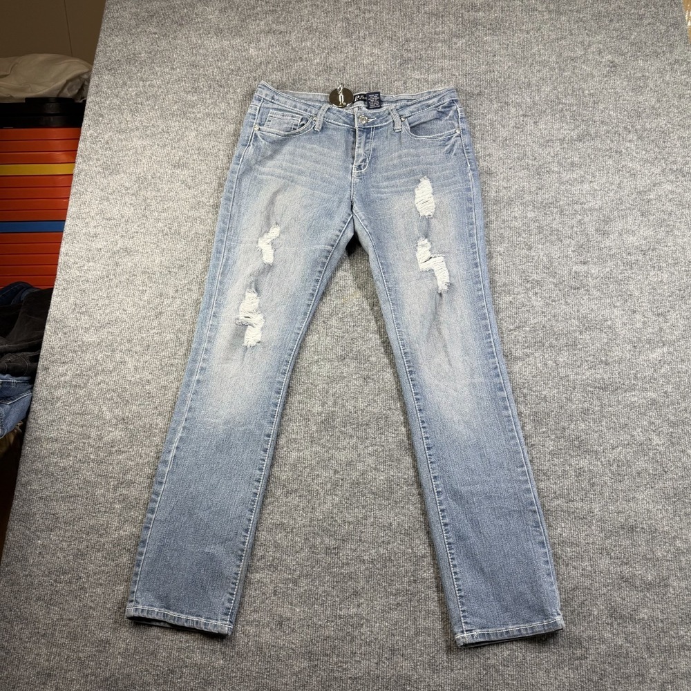 VIP Jeans Women's 9/10 Blue Denim Distressed Stretch Classic Straight‎ - 32X31